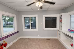 506 N Genesee St, Morrison, IL 61270 - Photo 6