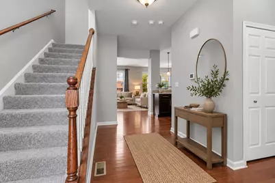 10648 W 154th Street, Orland Park, IL 60462 - Photo 2