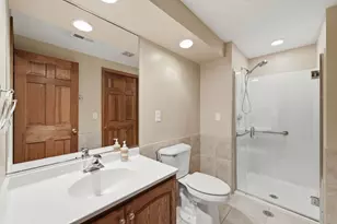 902 N Rohlwing Rd, Palatine, IL 60074 - Photo 20