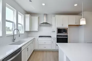 1710 Espacio Dr, Naperville, IL 60563 - Photo 16