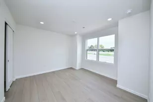 1710 Espacio Dr, Naperville, IL 60563 - Photo 4