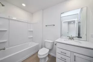 1710 Espacio Dr, Naperville, IL 60563 - Photo 6
