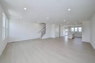 1710 Espacio Dr, Naperville, IL 60563 - Photo 10