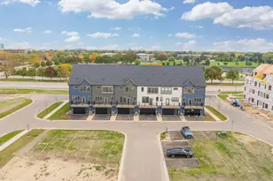 407 Yatra Ave, Naperville, IL 60563 - Photo 22