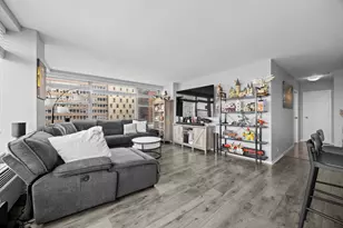 3900 N Lake Shore Dr, Chicago, IL 60613 - Photo 6