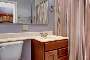 1360 N Sandburg Terrace, Chicago, IL 60610 - Photo 12