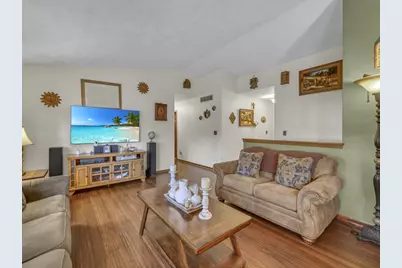 523 W 8th Street, Belvidere, IL 61008 - Photo 4