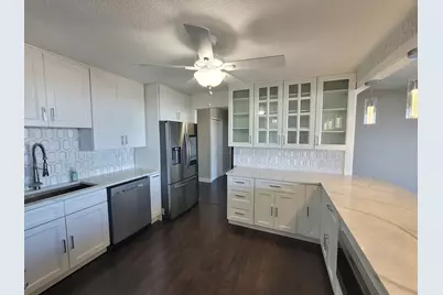 8801 Golf Road #11C, Niles, IL 60714 - Photo 12