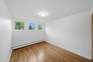 1473 E Park Pl, Chicago, IL 60637 - Photo 26