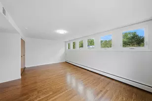 1473 E Park Pl, Chicago, IL 60637 - Photo 22