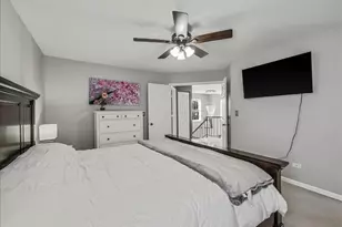 2011 Crossing Ln, Naperville, IL 60540 - Photo 32