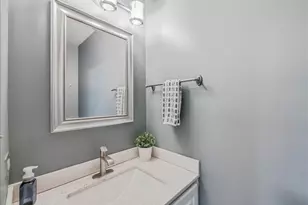 2011 Crossing Ln, Naperville, IL 60540 - Photo 20