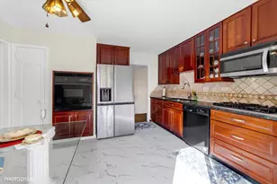 115 W King George Ct, Palatine, IL 60067 - Photo 6