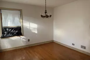 319 N Main St, Mount Prospect, IL 60056 - Photo 8