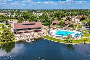 201 Lake Hinsdale Dr, Willowbrook, IL 60527 - Photo 42
