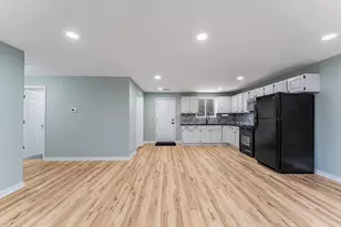 210 Mantua St, Park Forest, IL 60466 - Photo 2