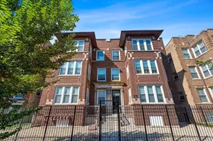 7134 S Yates Blvd, Chicago, IL 60649 - Photo 1