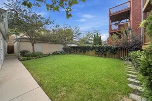 3939 N Greenview Ave, Chicago, IL 60613 - Photo 28