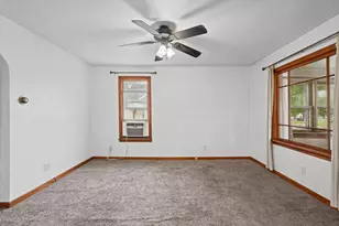 313 S Guthrie St, Gibson City, IL 60936 - Photo 12