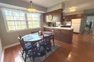 1021 Anne Rd, Naperville, IL 60540 - Photo 2