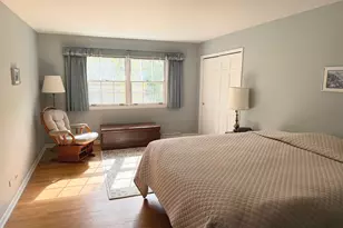 1021 Anne Rd, Naperville, IL 60540 - Photo 8