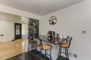 4825 S Keating Ave, Chicago, IL 60632 - Photo 10
