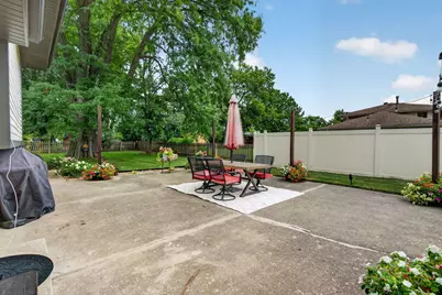 1043 Walter Street, Lemont, IL 60439 - Photo 20