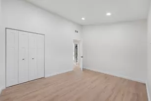 1N570 Forest Ave, Glen Ellyn, IL 60137 - Photo 20