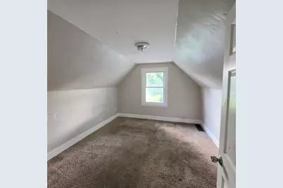 11936 S Prairie Avenue, Chicago, IL 60628 - Photo 8
