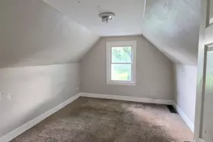 11936 S Prairie Ave, Chicago, IL 60628 - Photo 8