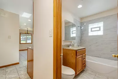 1574 Highland Avenue, Glendale Heights, IL 60139 - Photo 12