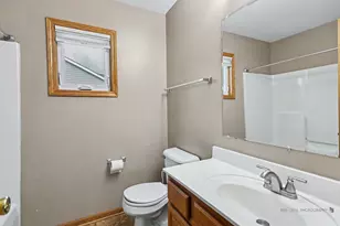 3230 Midlane Dr, Wadsworth, IL 60083 - Photo 20