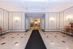 415 W Aldine Ave, Chicago, IL 60657 - Photo 2