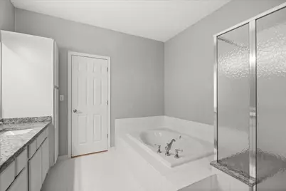 102 Fairfax Circle, Sugar Grove, IL 60554 - Photo 12