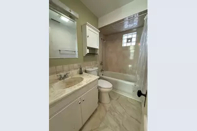 2233 N Sawyer Avenue #2, Chicago, IL 60647 - Photo 24