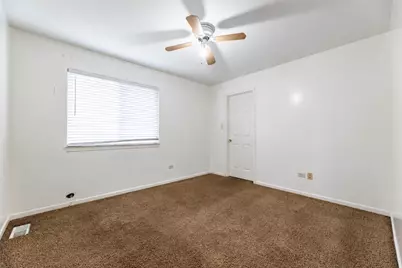 1101 N 129th Infantry Drive, Joliet, IL 60435 - Photo 16