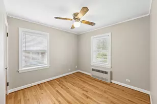 422 S Harvard Ave, Villa Park, IL 60181 - Photo 16