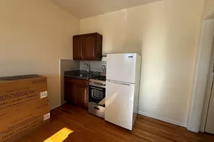 2712 N Milwaukee Ave, Chicago, IL 60647 - Photo 2