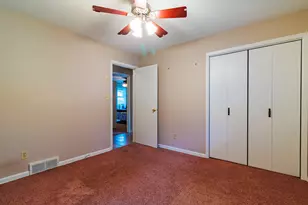 604 Tana Ln, Joliet, IL 60435 - Photo 20