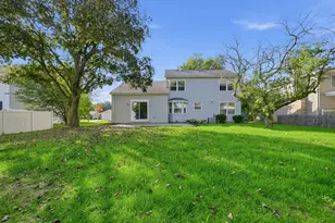 2600 Midland Dr, Naperville, IL 60564 - Photo 32