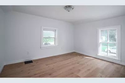 801 N 3rd Street, Savanna, IL 61074 - Photo 6