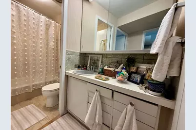 300 N State Street #2332, Chicago, IL 60654 - Photo 8