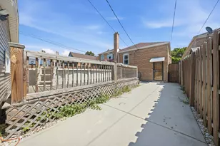 [Address not provided], Chicago, IL 60629 - Photo 32