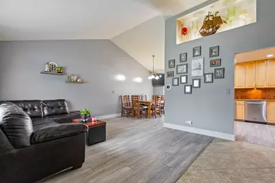 850 Silverwood Court, Lake Zurich, IL 60047 - Photo 2