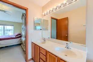 711 Silver Fox Dr, Joliet, IL 60431 - Photo 36
