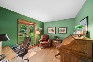 808 Lyndhurst Ct, Naperville, IL 60563 - Photo 16