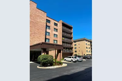 901 Center Street #A409, Des Plaines, IL 60016 - Photo 2