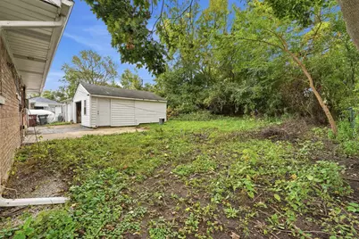 327 Marquette Street, Park Forest, IL 60466 - Photo 18