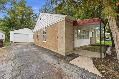 327 Marquette Street, Park Forest, IL 60466 - Photo 4