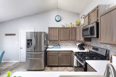 417 Travelaire Avenue, Naperville, IL 60565 - Photo 12